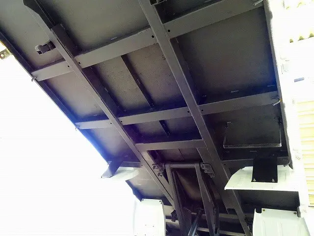 荷台内寸:305×159×37 新明和/DR2-0110SY 三方開 前立てプロテクターアングル補強加工|いすゞ エルフ TKG-NKR85AN(2WD)の写真27