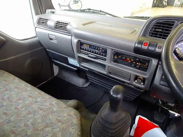 AC PS PW SRS 集中ドアロック 左電格ミラー AM/FMラジオ 排気ブレーキ 坂道発進補助装置 ハイルーフ|いすゞ エルフ KR-NKR81GN(2WD)の写真17