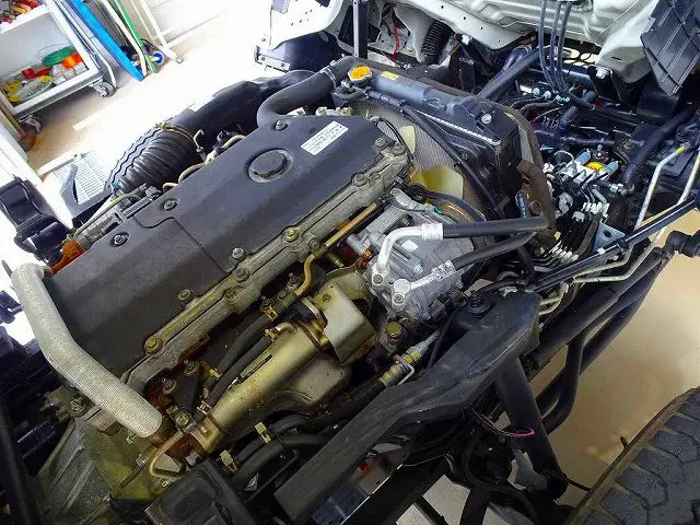 エンジンルーム|いすゞ エルフ KR-NKR81GN(2WD)の写真41