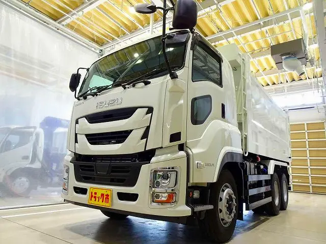 お問合せ管理No.B738　R5 ギガ 8.5t 3軸 2デフ 深ダンプ 380ps|いすゞ ギガ 2PG-CXZ77CT(6x4)の写真1