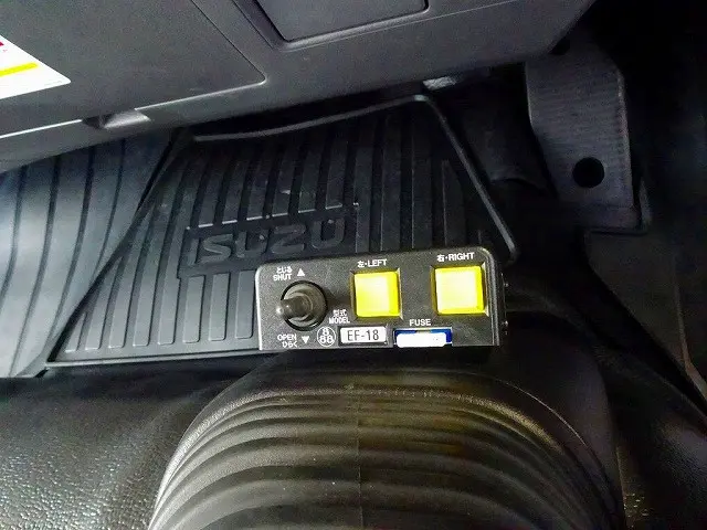 いすゞ フォワード 2RG-FRR90S3(2WD)の写真15