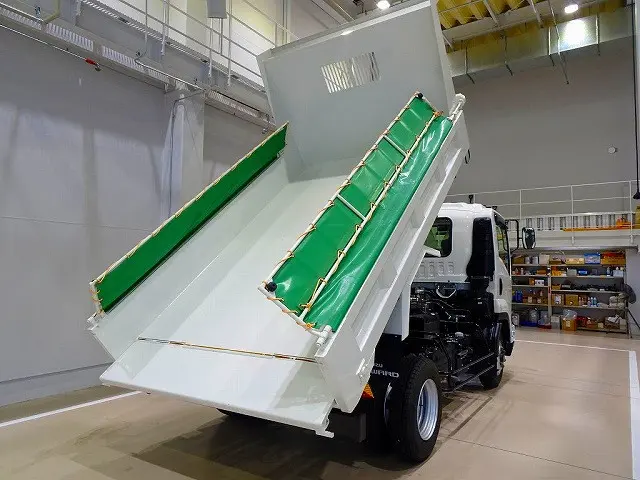 お問合せ管理No.B759　R6 フォワード 3.5t 標準ベッドレス Lゲートダンプ 190ps|いすゞ フォワード 2RG-FRR90S3(2WD)の写真27