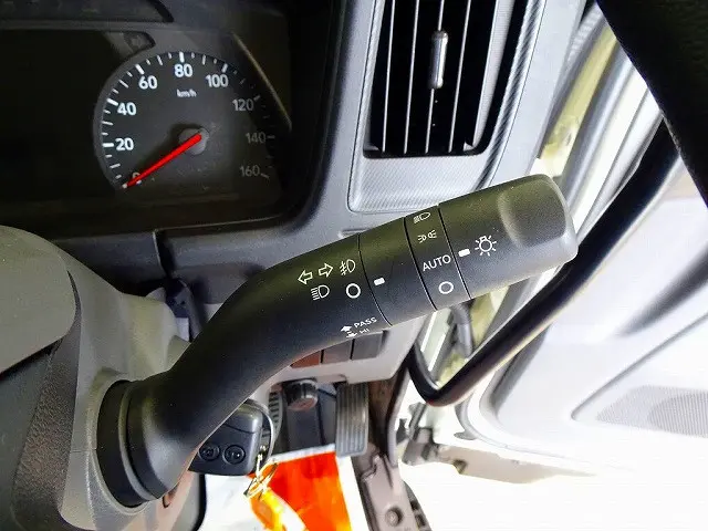 いすゞ フォワード 2RG-FRR90S4(2WD)の写真22