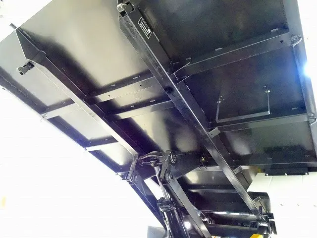 荷台内寸:340×204×130 新明和/DR4-0003SY 深ダンプ 土砂禁 リア観音扉 前立てプロテクター左はしご付|いすゞ フォワード 2RG-FRR90S4(2WD)の写真34