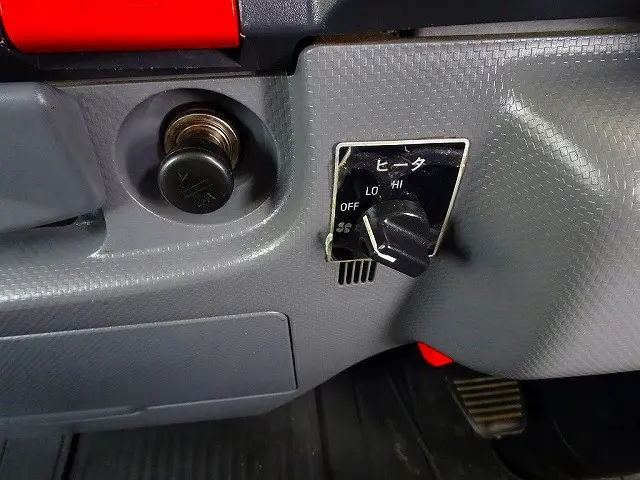 いすゞ エルフ TRG-NJS85A(4WD)の写真11