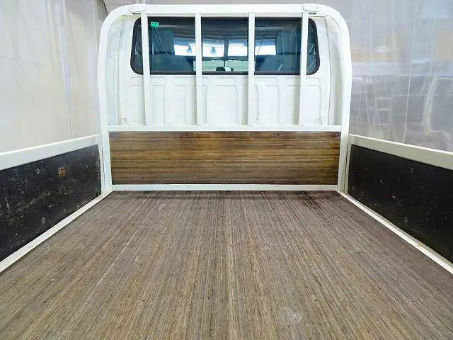 いすゞ エルフ TRG-NJS85A(4WD)の写真22