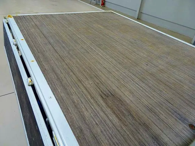 荷台内寸：208×161×38　三方開　リアアオリチェーン2個|いすゞ エルフ TRG-NJS85A(4WD)の写真29