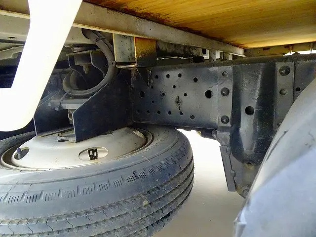 いすゞ エルフ TRG-NJS85A(4WD)の写真36