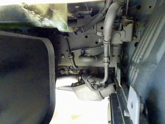 いすゞ エルフ TRG-NJS85A(4WD)の写真41