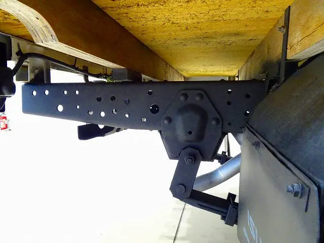 いすゞ エルフ TRG-NJS85A(4WD)の写真44