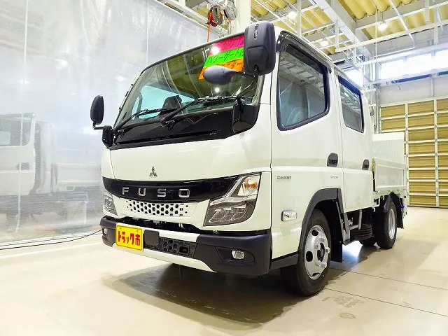 お問合せ管理No.C196　R6 キャンター 2t 全低床 標準 Wキャブ/垂直PG付 未使用車|三菱 キャンター 2RG-FBA20(2WD)の写真1