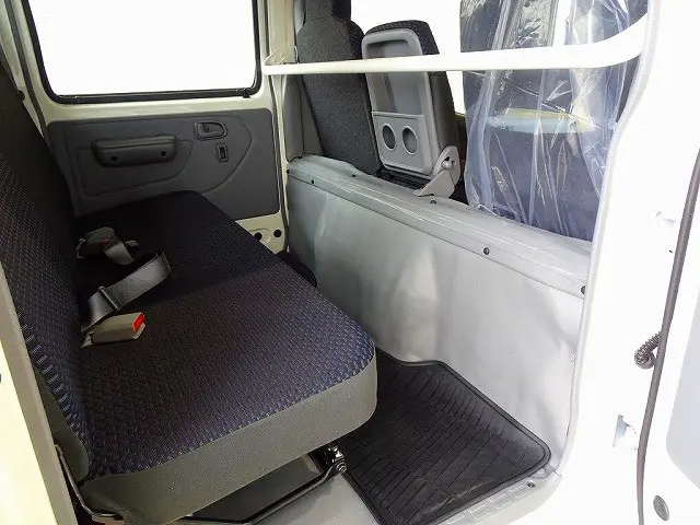 Wキャブ 6人乗り PW(フロント/リア)|日野 デュトロ 2DG-XZU685M(4WD)の写真20