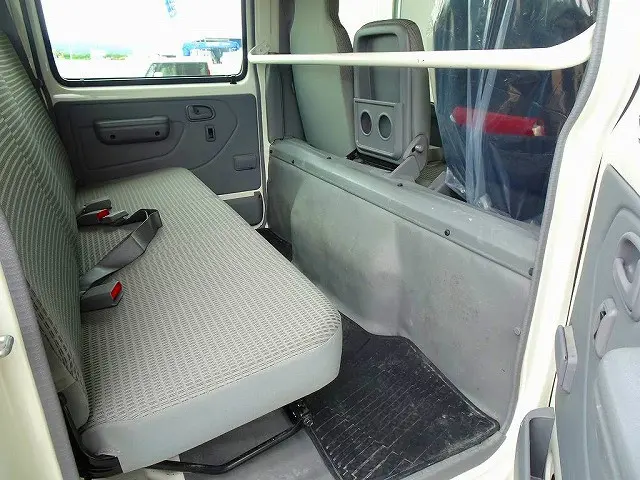Wキャブ　6人乗り　PW(フロント/リア)|トヨタ ダイナ QDF-KDY231(2WD)の写真18