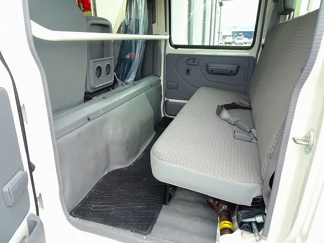 Wキャブ　6人乗り　PW(フロント/リア)|トヨタ ダイナ QDF-KDY231(2WD)の写真20
