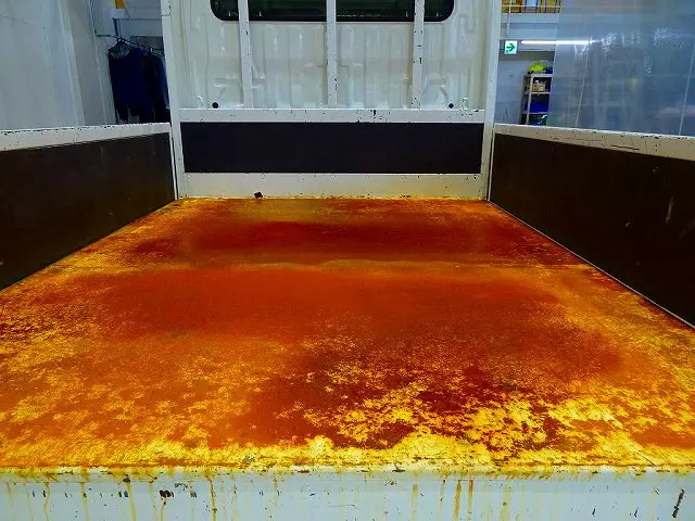 荷台内寸：206×161×38　三方開　床鉄板張り　鳥居作業灯1個　垂直PG/600kg付|トヨタ ダイナ QDF-KDY231(2WD)の写真22