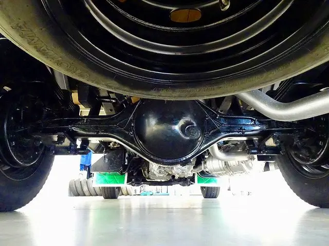 いすゞ エルフ TRG-NHS85A(4WD)の写真38