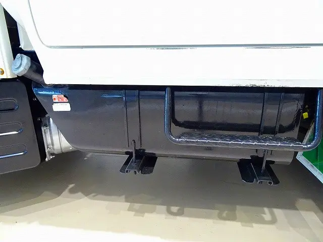 いすゞ エルフ TRG-NHS85A(4WD)の写真40