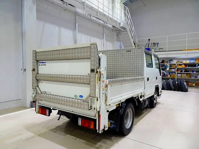 いすゞ エルフ TPG-NJR85A(2WD)の写真3