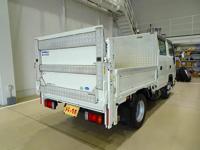 お問合せ管理No.C465　H28 エルフ 2t FFL 標準 Wキャブ/垂直PG付 総重量5t未満|いすゞ エルフ TPG-NJR85A(2WD)の写真3