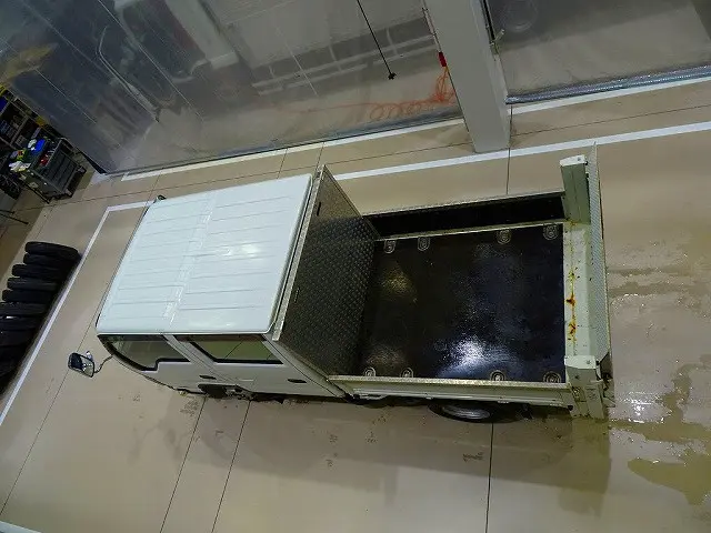 いすゞ エルフ TPG-NJR85A(2WD)の写真36