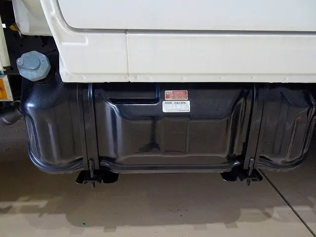 いすゞ エルフ TPG-NJR85A(2WD)の写真46