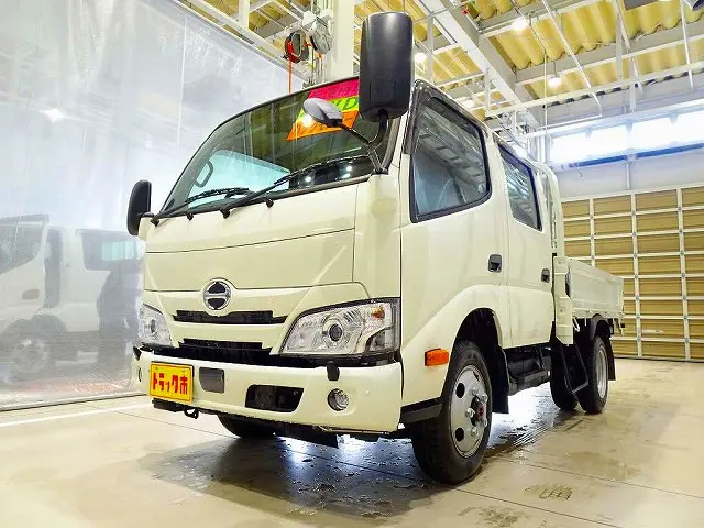 お問合せ管理No.C563　R6 デュトロ 2t 4WD(切替式) 高床 標準セミロング Wキャブ 未使用車|日野 デュトロ 2DG-XZU685M(4WD)の写真1