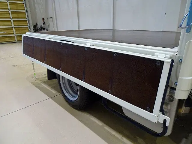 荷台内寸：257×178×38　三方開　リアアオリチェーン2個|日野 デュトロ 2DG-XZU685M(4WD)の写真28