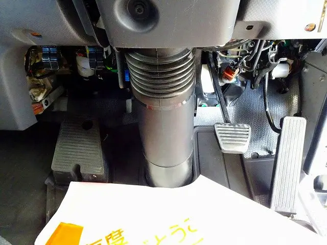 フロアAT　2ペダル|いすゞ エルフ TRG-NJR85A(2WD)の写真14