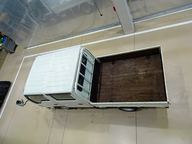 いすゞ エルフ TRG-NJR85A(2WD)の写真30