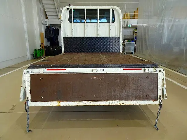 荷台内寸：208×161×35　三方開　荷台作りボデー床二重張り/横ねた鉄製　埋め込みフック2対　前立て縞鋼板張り　リアアオリチェーン2個|いすゞ エルフ TRG-NJR85A(2WD)の写真31