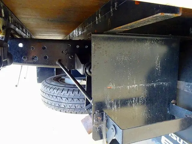 いすゞ エルフ TRG-NJR85A(2WD)の写真34