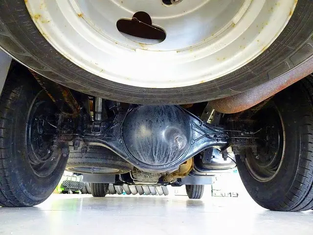 いすゞ エルフ TRG-NJR85A(2WD)の写真35