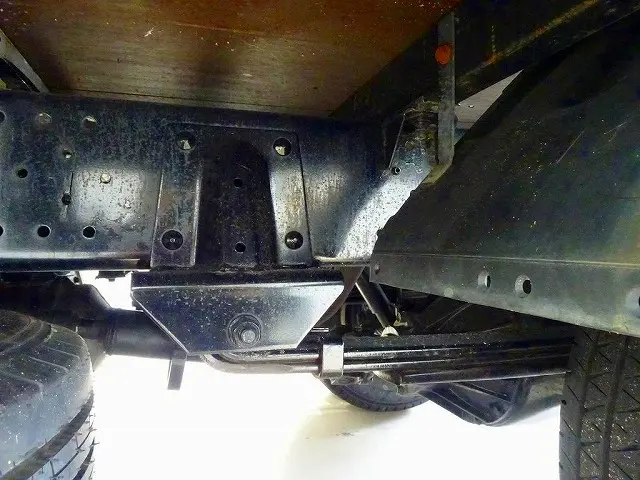 いすゞ エルフ TRG-NJR85A(2WD)の写真38