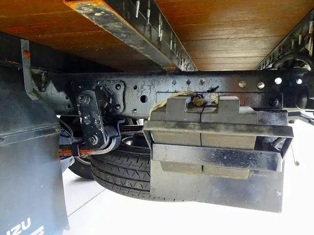 いすゞ エルフ TRG-NJR85A(2WD)の写真39