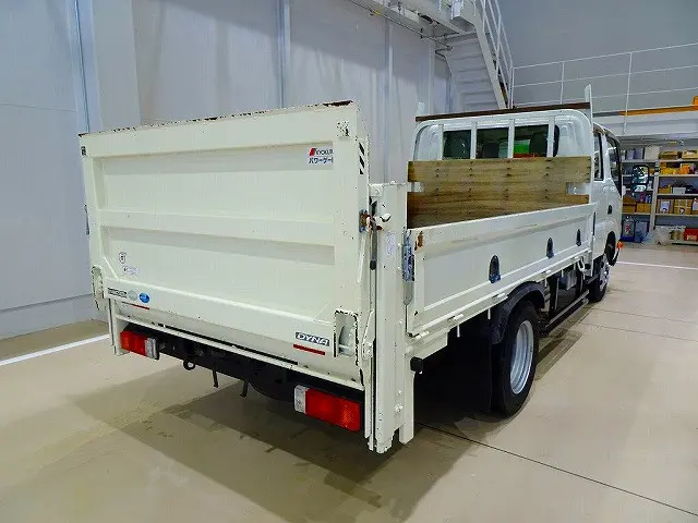 お問合せ管理No.C734　R1 ダイナ 2t FJL 標準ロング Wキャブ/垂直PG付|トヨタ ダイナ 2RG-XZU655(2WD)の写真3