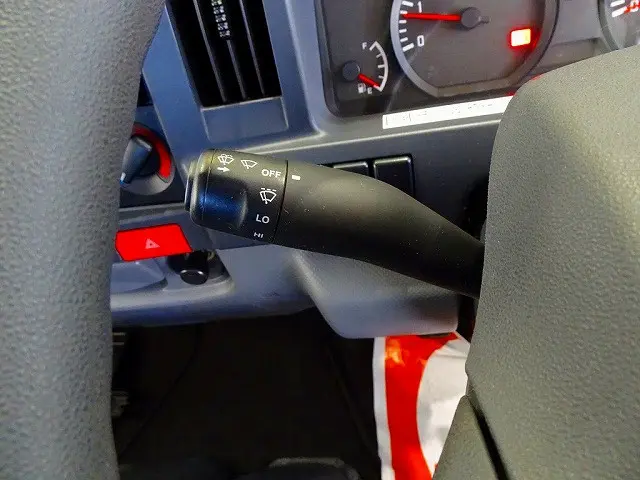 いすゞ エルフ TRG-NHS85A(4WD)の写真18