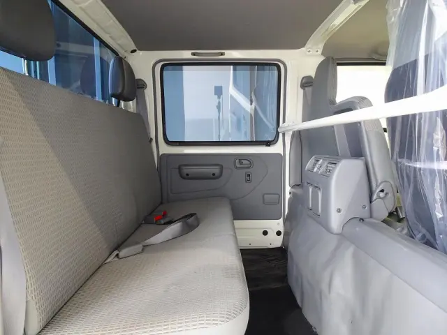 Wキャブ　6人乗り　PW(フロント/リア)　リアヒーター/クーラー付　リアガラス三面スモークフィルム貼り|トヨタ トヨエース LDF-KDY281(4WD)の写真22