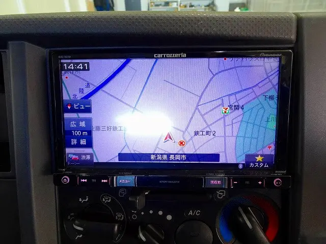 社外メモリーナビ/バックカメラ連動/DVD(AVIC-RZ701)|いすゞ エルフ TRG-NHS85A(4WD)の写真13