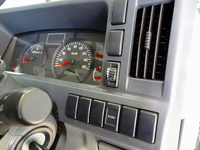 いすゞ エルフ TRG-NHS85A(4WD)の写真19