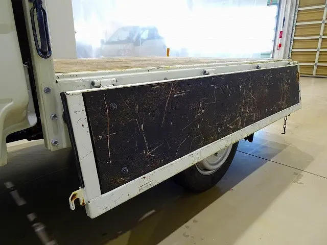 荷台内寸:210×161×38 三方開 リアアオリチェーン2個|いすゞ エルフ TRG-NHS85A(4WD)の写真35