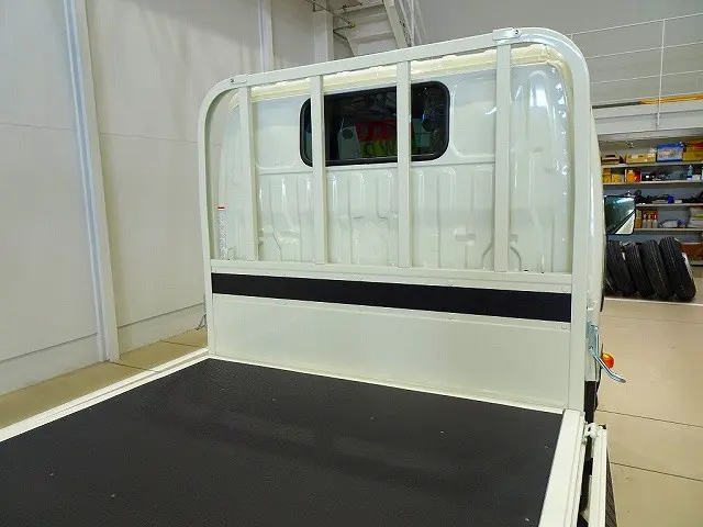 荷台内寸:306×161×38 三方開 垂直パワーゲート 600kg 極東開発/V601B-1MKT1 長:85cm/有効長:75cm 幅:157cm 左リア支柱PGスイッチ|トヨタ ダイナ 2DG-GDY281(4WD)の写真21