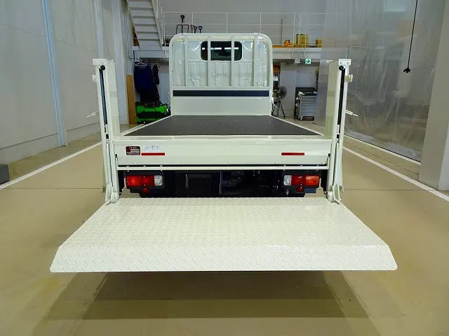 荷台内寸:306×161×38 三方開 垂直パワーゲート 600kg 極東開発/V601B-1MKT1 長:85cm/有効長:75cm 幅:157cm 左リア支柱PGスイッチ|トヨタ ダイナ 2DG-GDY281(4WD)の写真27