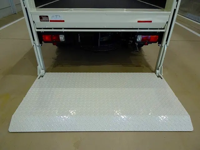 垂直パワーゲート 600kg 極東開発/V601B-1MKT1 長:85cm/有効長:75cm 幅:157cm 左リア支柱PGスイッチ|トヨタ ダイナ 2DG-GDY281(4WD)の写真28