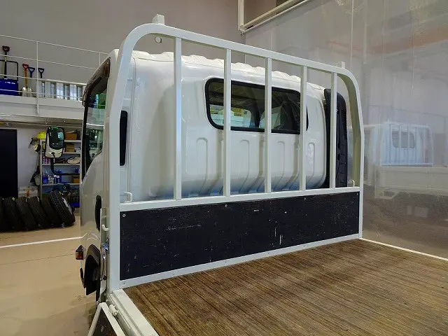 荷台内寸：443×208×38　三方開　左右セイコーラック　埋め込みフック3対　2段折れ式垂直パワーゲート 800kg付|いすゞ エルフ TRG-NPR85AR(2WD)の写真23