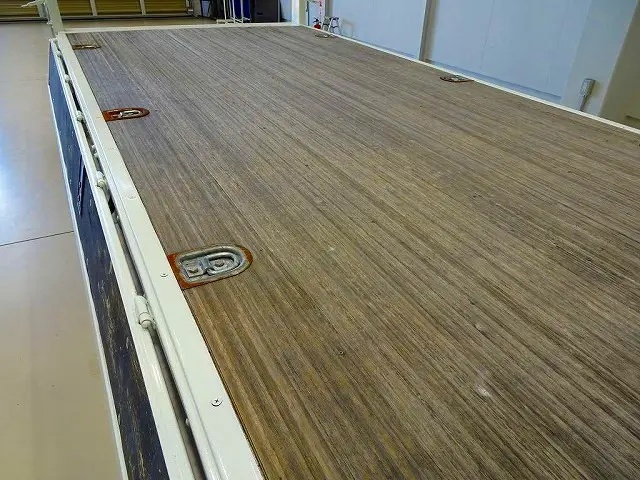 荷台内寸：443×208×38　三方開　左右セイコーラック　埋め込みフック3対　2段折れ式垂直パワーゲート 800kg付|いすゞ エルフ TRG-NPR85AR(2WD)の写真25