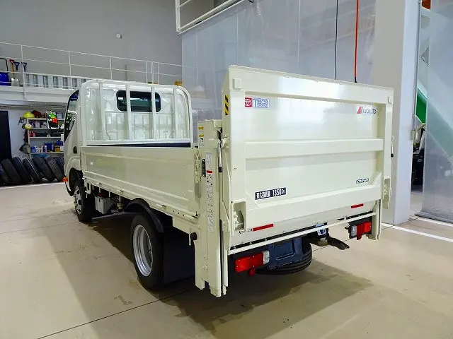 お問合せ管理No.D655 R7 ダイナ 1.35t 4WD FJL Wタイヤ 垂直P/G付|トヨタ ダイナ 2DG-GDY281(4WD)の写真4