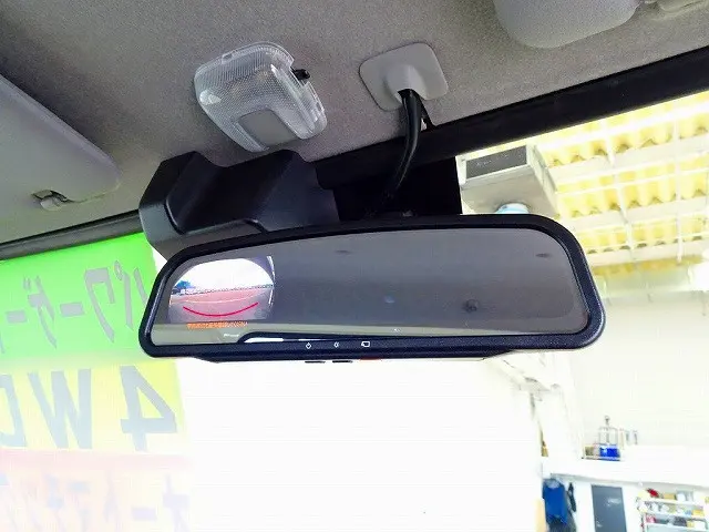 ルームミラー式バックモニター|トヨタ ダイナ 2DG-GDY281(4WD)の写真12