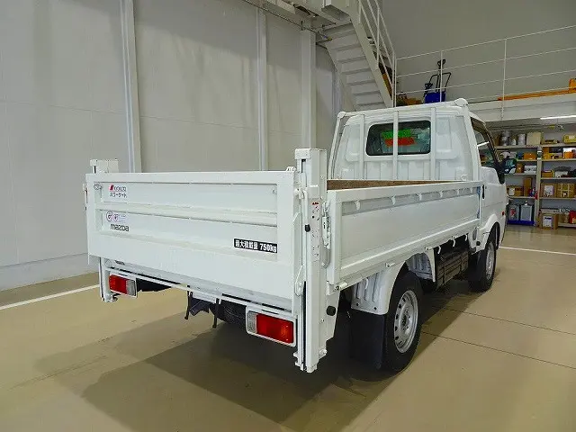 お問合せ管理No.D738 H26 ボンゴトラック DX 0.75t 4WD(切替式) Sタイヤ 2段折れ式垂直P/G付 ガソリン|マツダ ボンゴトラック ABF-SKP2L(4WD)の写真3