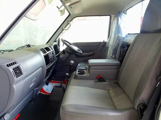 AC PS PW SRS 集中ドアロック 左ミラー電動角度調整 AM/FMラジオ ETC|マツダ ボンゴトラック ABF-SKP2L(4WD)の写真8