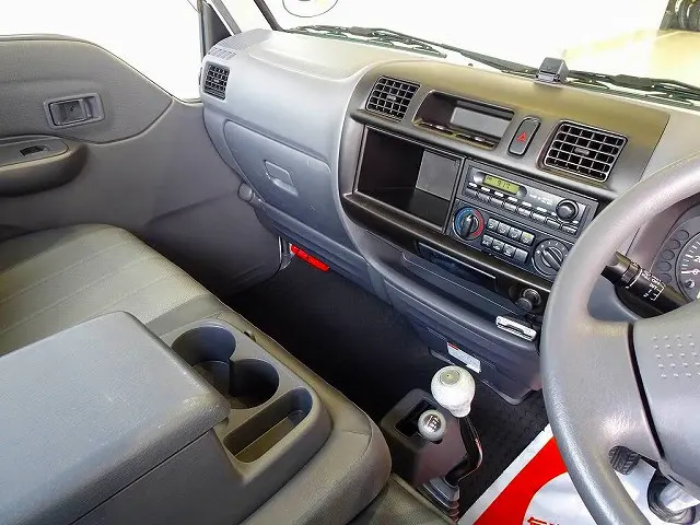 AC PS PW SRS 集中ドアロック 左ミラー電動角度調整 AM/FMラジオ ETC|マツダ ボンゴトラック ABF-SKP2L(4WD)の写真9